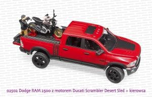 02502 BRUDER Dodge RAM 2500 z motorem Ducati i figurką kierowcy - wzór malowania motocykla sprzed roku 2022