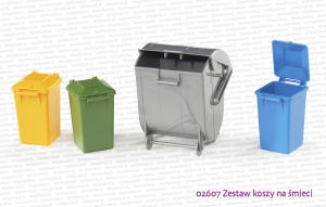 02607 BRUDER Zestaw koszy na śmieci - wszystkie posiadają otwierane klapy