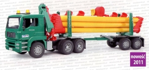 02747 MAN z długą naczepą i suwnicą