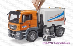 03780 BRUDER MAN TGS zamiatarka ulic