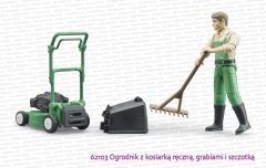 62103 BRUDER Ogrodnik z kosiarką ręczną ze zdjętym koszem, grabiami i szczotką
