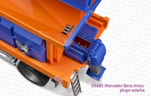 03685 BRUDER Mercedes-Benz Arocs solarka z pługiem śnieżnym