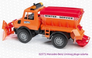 02572 BRUDER Mercedes-Benz Unimog pług śnieżny
