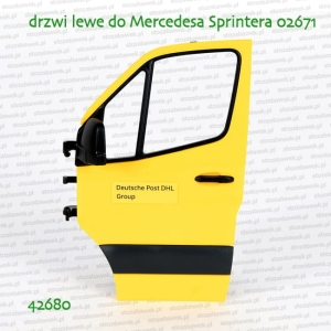 42680 BRUDER Drzwi boczne lewe do Mercedesa Sprintera DHL 02671