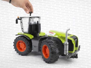 Bruder 03015 Ciągnik rolniczy Claas Xerion 5000 - obrotowa kabina