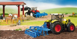 Galeria - kultywator Lemken podłączony do ciągnika Claas Atles 03010