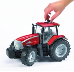 Bruder 03060 Ciągnik rolniczy McCormick XTX 165 - sposób sterowania przednimi kołami