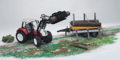 Bruder 02088 Ciągnik rolniczy Steyr CVT 170 z ładowarką czołową i przyczepą do przewozu drewna