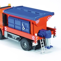 02767 MAN solarka z pługiem śnieżnym