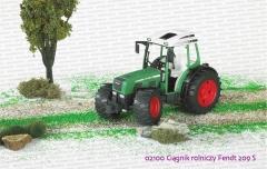 02100 BRUDER Ciągnik rolniczy Fendt 209 S